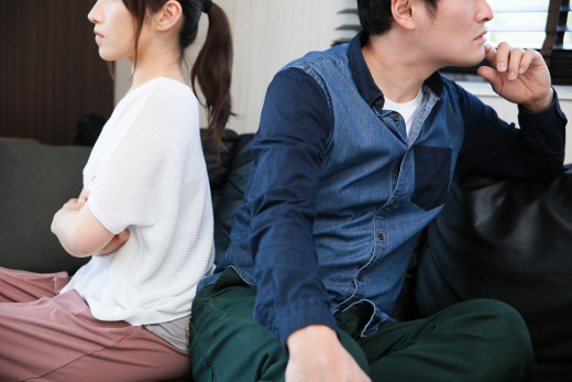 モラハラ男の心理とは?